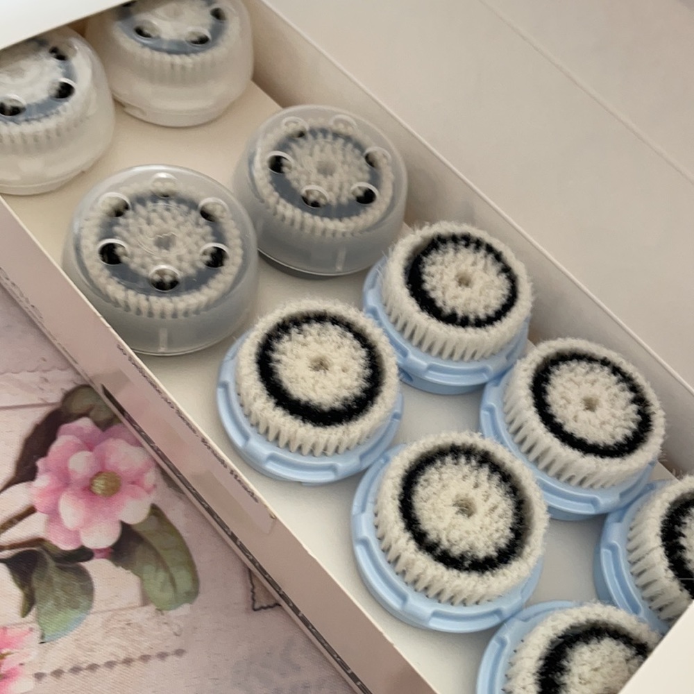 New Clarisonic professional brush head assorted pack of 20.